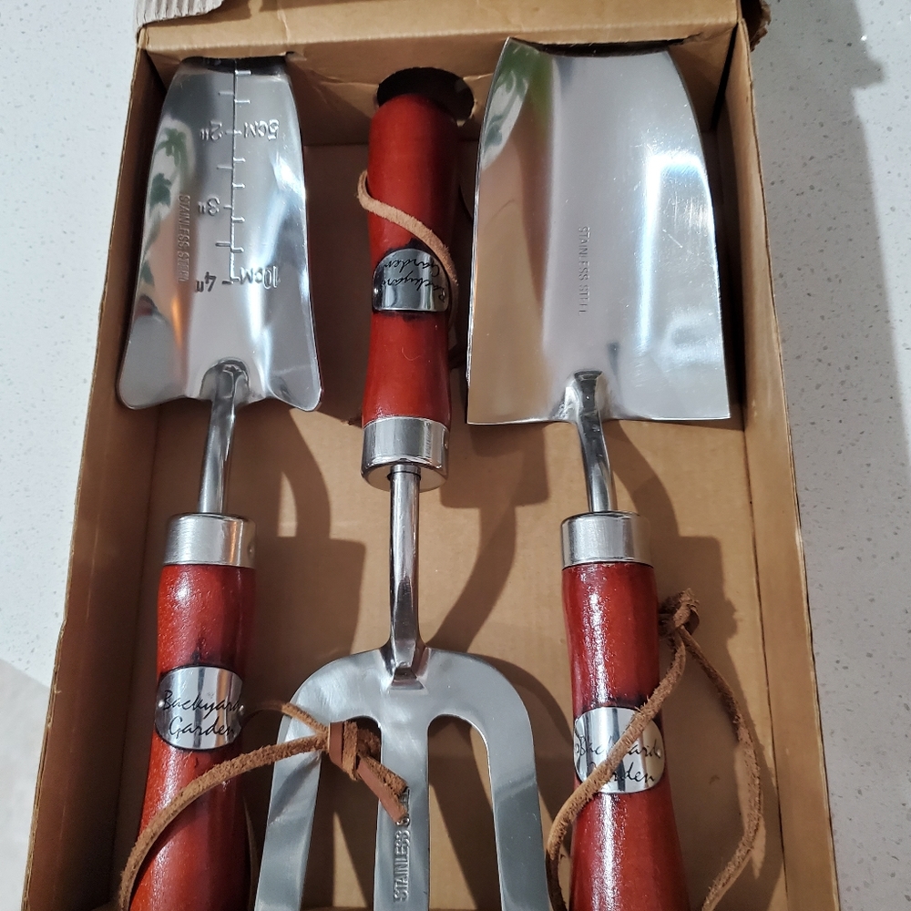 Set of 3 Backyard Gardening Tools